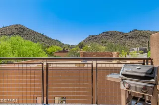 Photo #6: 6385409 Listing 