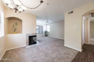 Photo #5: 6385741 Listing 