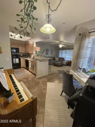 Photo #4: 6385968 Listing