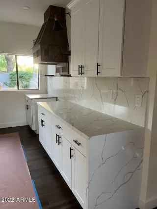 Photo #2: 6386119 Listing