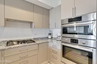 Photo #4: 6386156 Listing