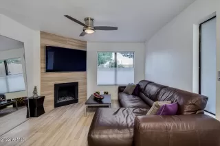 Photo #2: 6386219 Listing