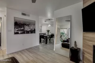 Photo #3: 6386219 Listing