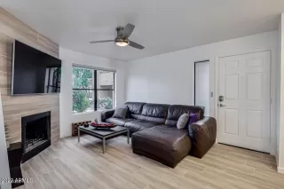 Photo #4: 6386219 Listing