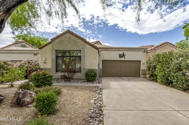 MLS: 6386316 Condo For Sale