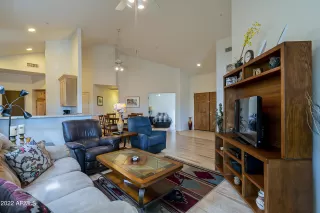 Photo #2: 6386316 Listing 