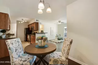 Photo #3: 6386408 Listing