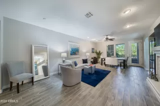 Photo #5: 6386424 Listing 