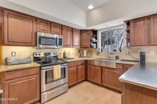 Photo #4: 6386578 Listing 