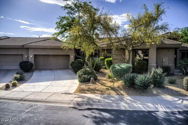 MLS: 6386745 Condo For Sale