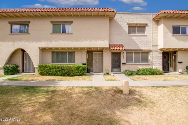MLS: 6386944 Condo For Sale
