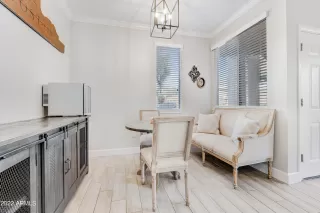 Photo #6: 6387019 Listing