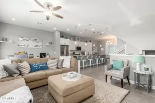 Photo #3: 6387025 Listing 