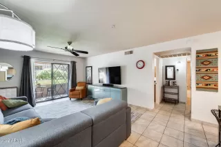 Photo #5: 6387190 Listing 