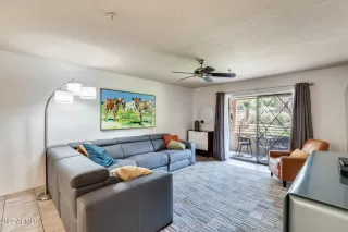 Photo #6: 6387190 Listing 