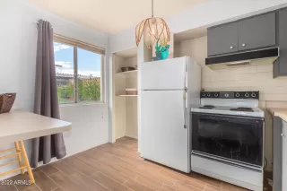 Photo #2: 6387509 Listing