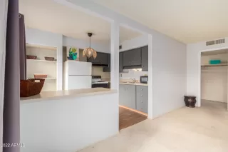 Photo #3: 6387509 Listing