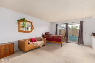 Photo #4: 6387509 Listing