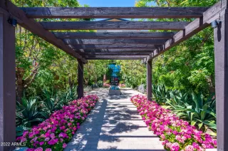 Photo #2: 6387571 Listing