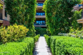 Photo #4: 6387571 Listing