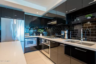 Photo #3: 6387742 Listing