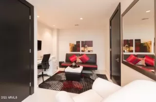 Photo #5: 6387742 Listing