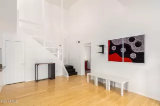 Photo #4: 6387839 Listing