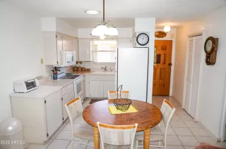 Photo #4: 6387871 Listing