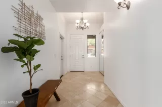 Photo #5: 6387877 Listing