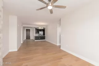 Photo #6: 6388202 Listing
