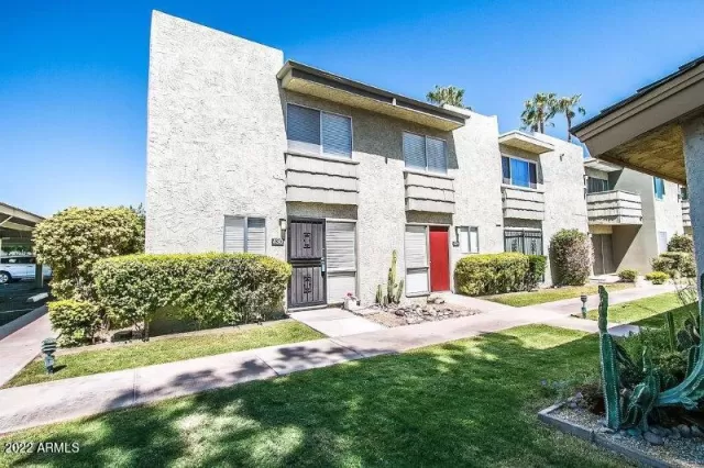 MLS: 6388366 Condo For Sale