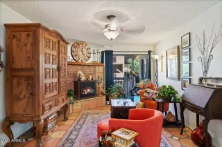 Photo #4: 6388411 Listing 