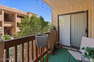 Photo #5: 6388411 Listing 