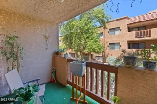 Photo #6: 6388411 Listing 