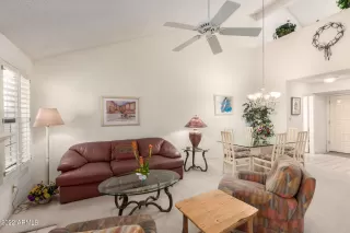 Photo #6: 6388547 Listing 