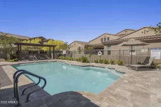 Photo #5: 6388660 Listing