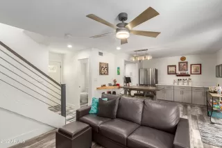 Photo #2: 6389281 Listing