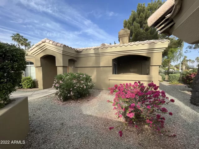 MLS: 6389337 Condo For Sale