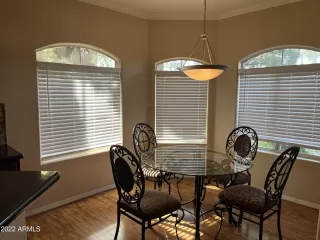 Photo #5: 6389337 Listing