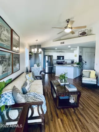 Photo #2: 6389341 Listing