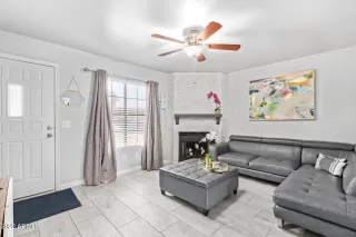 Photo #4: 6389361 Listing