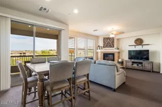 Photo #5: 6389835 Listing