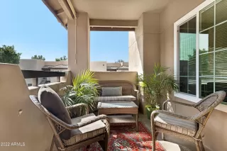 Photo #2: 6389892 Listing