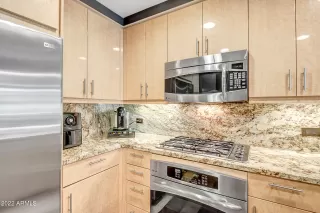 Photo #2: 6390066 Listing