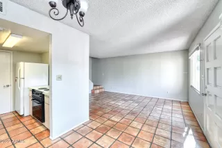 Photo #4: 6390191 Listing 