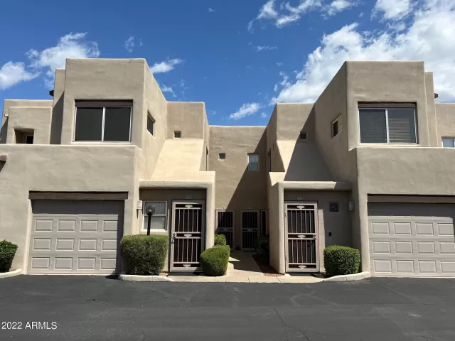 MLS: 6390309 Condo For Sale