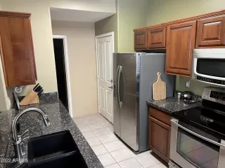 Photo #4: 6390309 Listing 