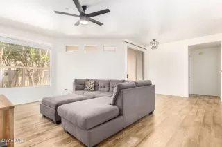 Photo #3: 6390315 Listing