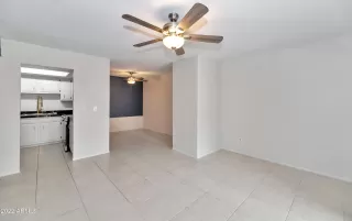 Photo #6: 6390341 Listing 