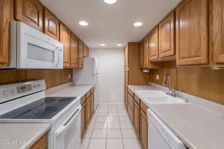 Photo #4: 6390345 Listing 